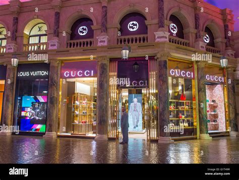 gucci stores las vegas.